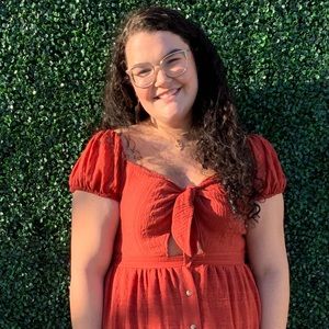 Meet your Posher, Emily